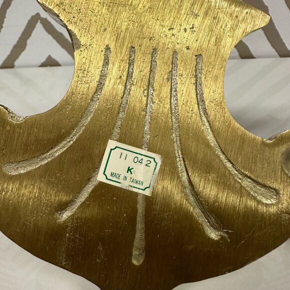 Vintage Bombay Co 1989 Solid Brass Wallpocket Urns Set of 2 - Picture 5 of 7